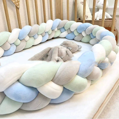 Douceur de la tresse de lit bebe pour des nuits sereines