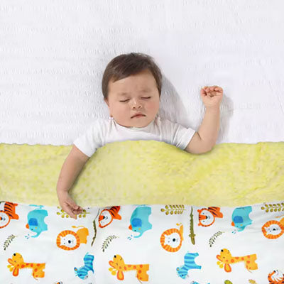 Couverture bébé enveloppante créant un cocon rassurant